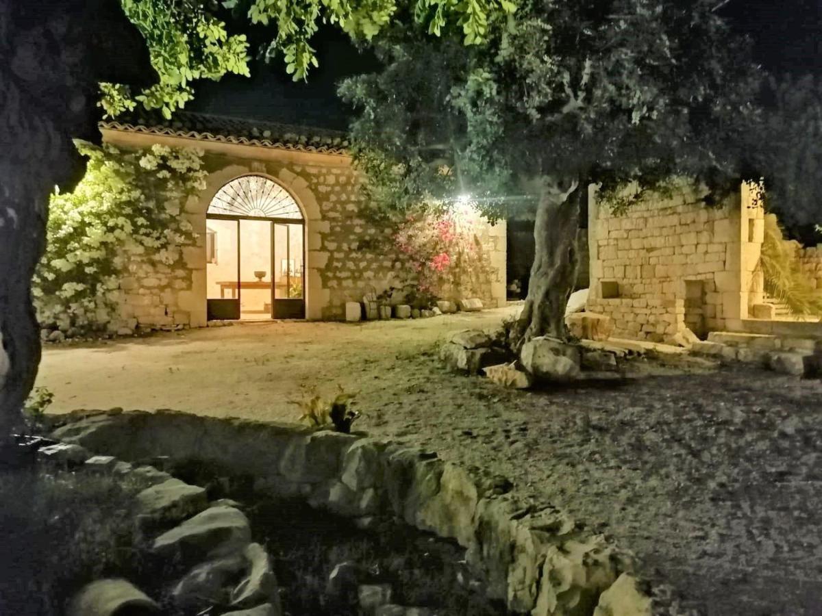 Il Baglio Di Kharrub Rural Guest House Pozzallo Zewnętrze zdjęcie